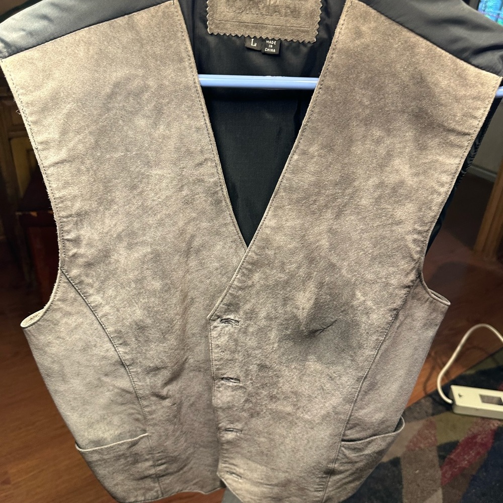 Torriani Suede leather vest